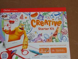 lot 152 image: Osmo - Creative Starter Kit for iPad (New Version) Ages 5-10 850034854380