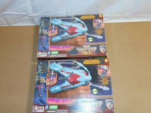 lot 172 image: 2 Pack Marvel Guardians of the Galaxy Vol. 3 Galactic 2-in-1 Spaceship with Action Figure 5010994185053
