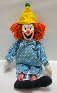 lot 67 image: 1963 BOZO THE CLOWN Pull String Talker (Works) Has Original Hat