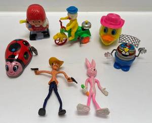 lot 74 image: Vintage 1960s Keywind Toys & More