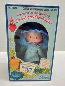 lot 85 image: 1980 Strawberry Shortcakes Friend Blueberry Muffin Doll (NEW IN BOX)