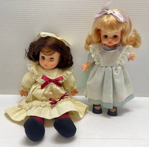 lot 107 image: 1960s Horsman Dolls