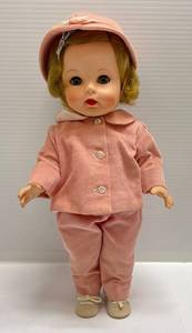 lot 127 image: 1961 Madame Alexander Doll Caroline 14