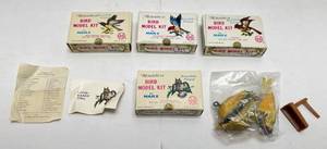 lot 173 image: 1960s Marx Brand Miniature Bird Model Kits NIB
