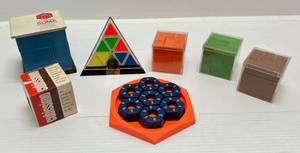 lot 301 image: Misc. Vintage Puzzles