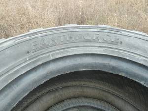 Earth Force Tires 33 x 15.5