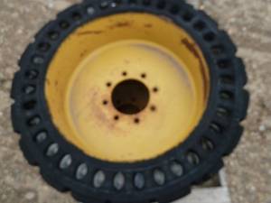 Cat Solid Tires 12 x 16.5