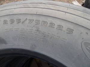 Pallet Goodyear Tires 29575R22.5