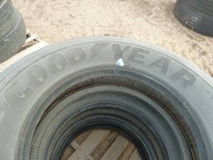Pallet Good Year 29575R22.5