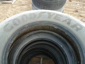 Pallet Good Year Tires 29575R22.5