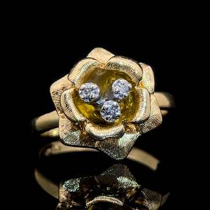 Unique Estate Find Three-Stone Diamond Dewdrop Dimensional Blooming Rose Ring in 14k Yellow Gold $1,480 Retail