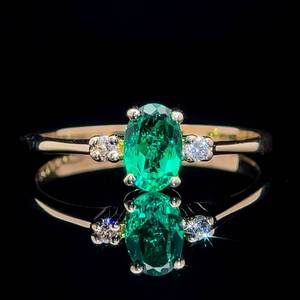 Oval Emerald & Diamond Three-Stone Ring in 14k Yellow Gold $1,450 Retail