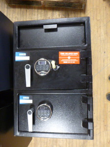 Blue Dot Double Safe
