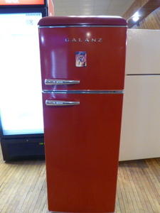 Galanz Retro Refrigerator