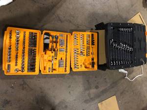 Mechanics Tool Set Missing Pieces  Customer Returns See Pictures