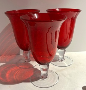 lot 169 image: Three Footed Ruby Red Vases