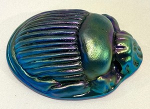 lot 130 image: Hand Blown Iridescent Scarab Figurine