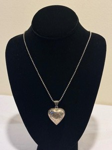 lot 31 image: Sterling Silver Heart Pendant Necklace