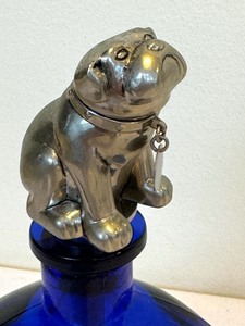 lot 120 image: Cobalt Blue Bottle with Bulldog Figurine Stopper