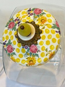 lot 38 image: Pair of Mackenzie-Childs Buttercup Yellow Dot Canisters