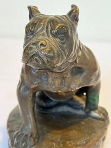 lot 3 image: Vintage Joe Descomps Bulldog Bronze Sculpture