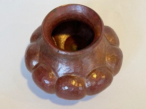 lot 39 image: Santa Clara Del Cobre, Mexico Footed Copper Vase