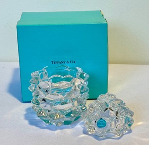 lot 44 image: Tiffany & Co Crystal Lidded Pine Cone Box