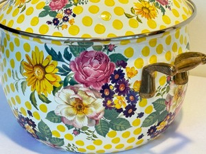 lot 48 image: Mackenzie-Childs Buttercup Yellow Dot Stockpot - New