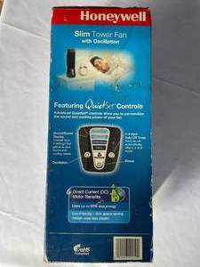 lot 320 image: Honeywell Quietset Slim Tower Fan Model HTF210BTD1