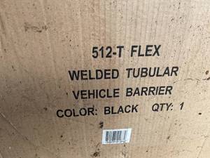 lot 323 image: Welded Tubular Vehicle Barrier