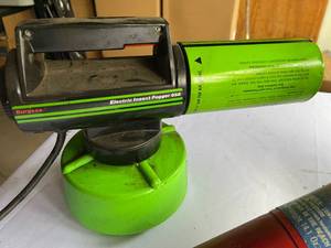 lot 336 image: Burgess Propane Insect Fogger Model 1443 and Electric Fogger Model 958