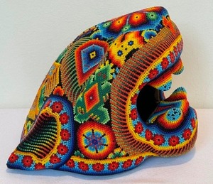 lot 240 image: Vintage Mexican Huichol Beaded Jaguar Head