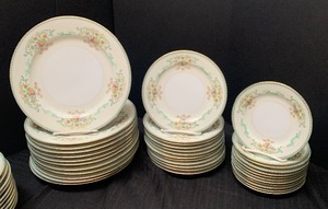 lot 341A image: Beautiful Vintage Hand Painted China by Transor