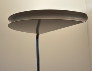 lot 289 image: Marble Based Contemporary Style  Floor Lamp