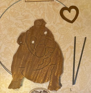 lot 349 image: New Garden Fancy Bulldog Decor by The Kingsheart Forge