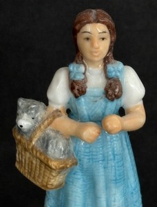 lot 389 image: Dorothy and Toto Wizard of Oz Trinket Box by Turner