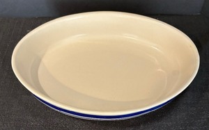 lot 415 image: Serving Dish by Bonabry of Poland