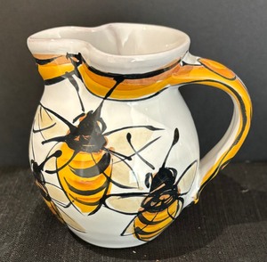 lot 416 image: Karin Kraemer Pottery Creamer and Sugar Dish Set