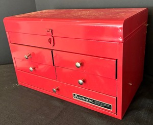 lot 420 image: Alltrade Metal Toolbox