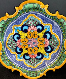 lot 468 image: Gorgeous Mexican Pottery Bowl