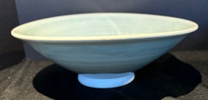 lot 492 image: Four Evla Pottery Bowls