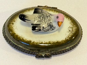 lot 507 image: Limoges Bird Trinket Box