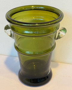 lot 462 image: Vintage Olive Green Art Glass Ice Bucket  Wine Chiller