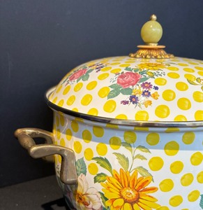 lot 229 image: MacKenzie-Childs Buttercup Floral Polka Dot Stock Pot