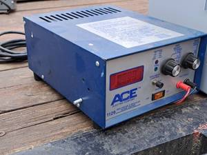 lot 371 image: Ace Electric Co Avalanche and Regular Diode Tester 1129