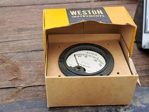 lot 374 image: Weston Instruments Gauge (in original packaging)