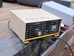 lot 379 image: Dynascan B&K Precision RC Pak 2910