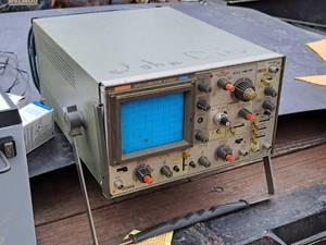 lot 383 image: Hitachi Oscilloscope V-650F