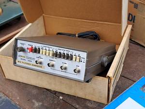 lot 395 image: Dynascan BK Precision MTS TV-Stereo Generator 2009