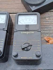 lot 423 image: Simpson Millamperes Meter 373